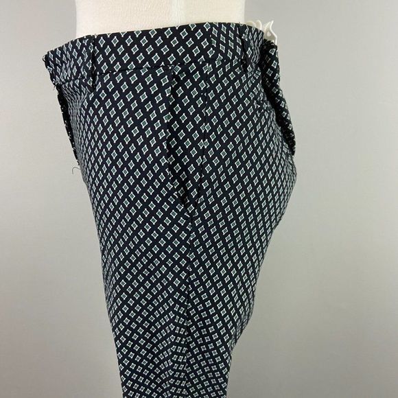 CAROLINA BELLE Blue & Green Geometric Print Cropped Trousers - Picture 5 of 10